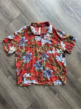 RVCA Red Tropical Print Shirt with Blue Accents Women’s Crop Size 8